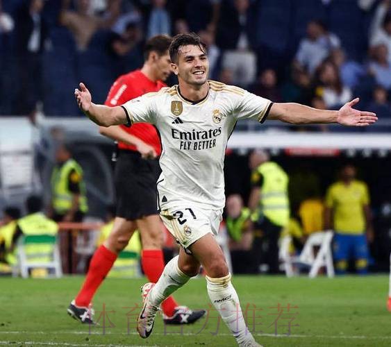 西媒:布拉欣-迪亚斯下赛季将留在皇马效力 西媒:布拉欣-迪亚斯下赛季将留在皇马效力