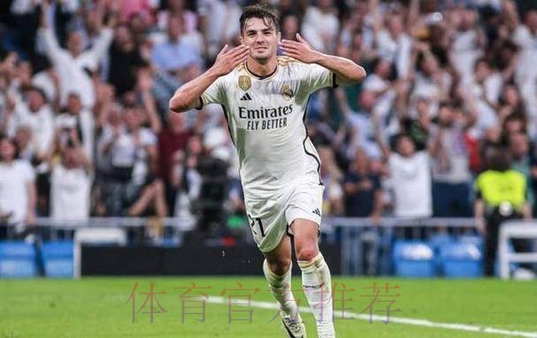 西媒:布拉欣-迪亚斯下赛季将留在皇马效力 西媒:布拉欣-迪亚斯下赛季将留在皇马效力